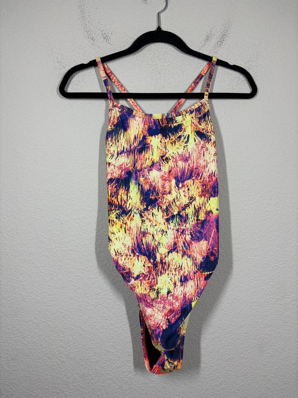 Jolyn Perry Size 34 One-Piece Swimwear Purple Tie Dye Cut Out Swimsuit Beach